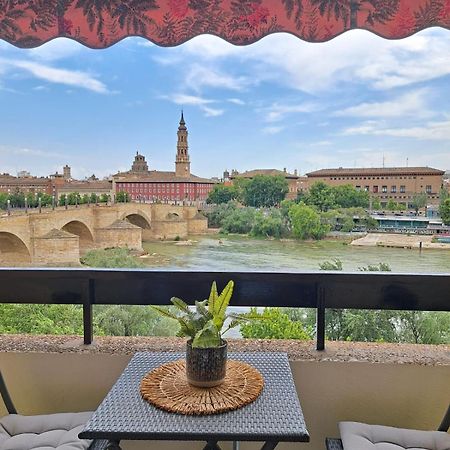 Apartamento Con Vistas Al Pilar Con Aparcamiento Privado Zaragoza Luaran gambar